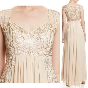 NWT Sue Wong full length beaded dress 🥂